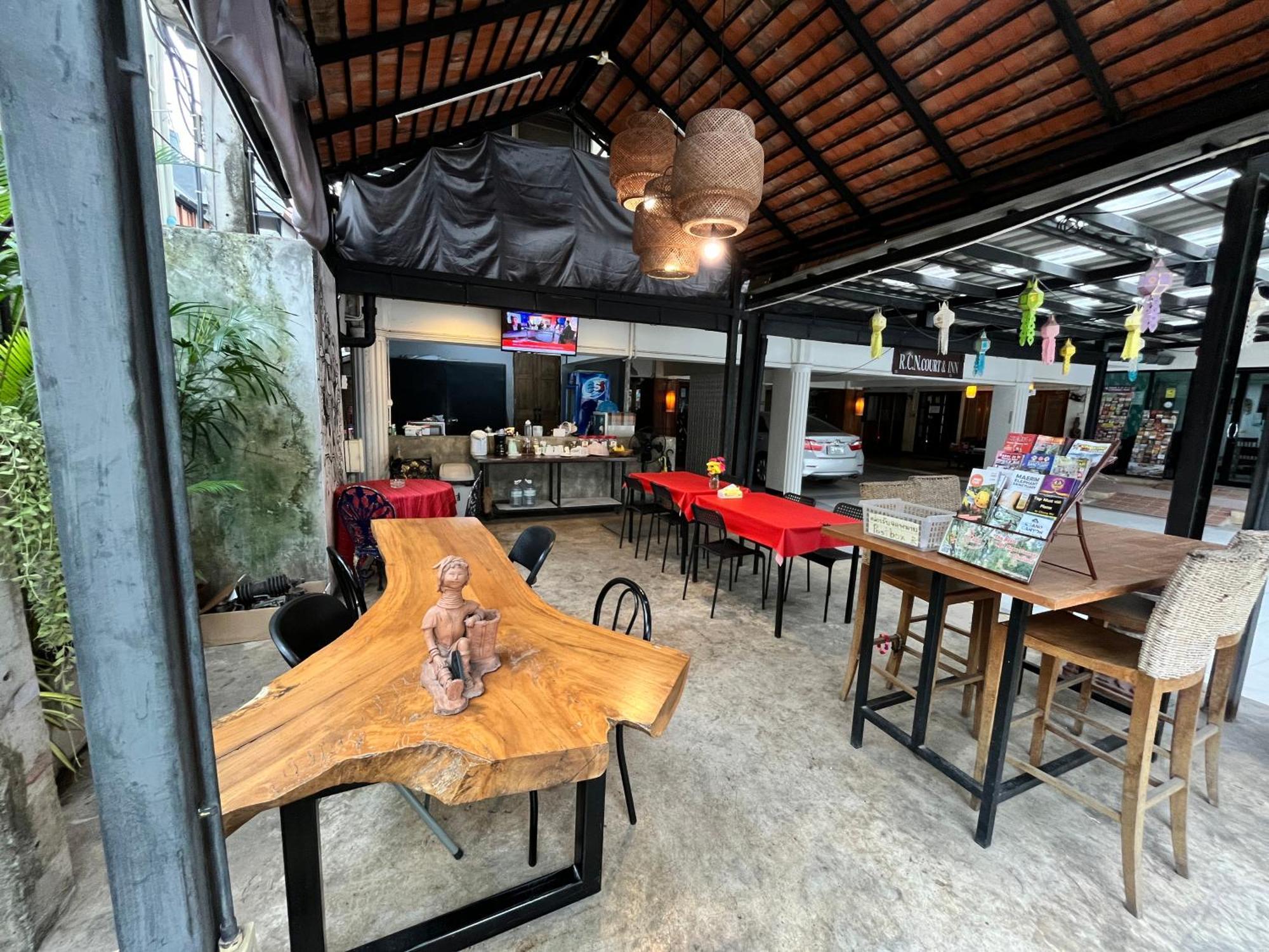 Rcn Court & Inn Chiang Mai Exterior foto